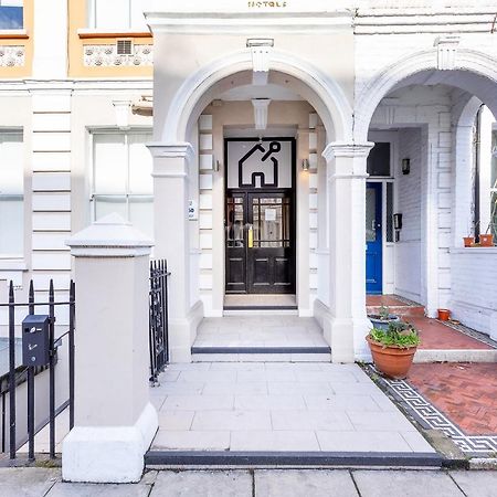 City Relay - 109 Warwick Road Лондон Екстер'єр фото